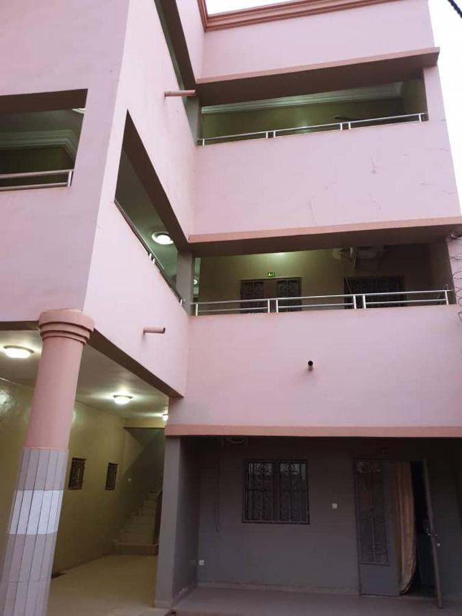 Апартаменти Immeuble Kcf Бамако Екстер'єр фото